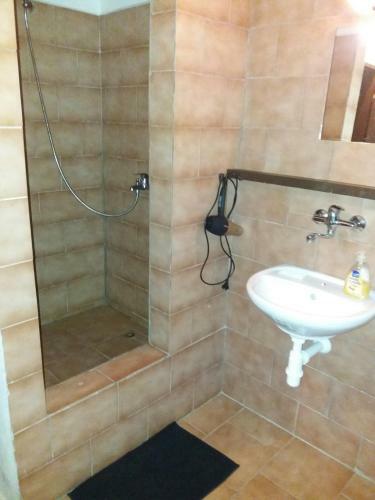 Hostal Penzion Honc?v D?m Benecko