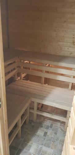 Lodge Chata Na Kov�rn?