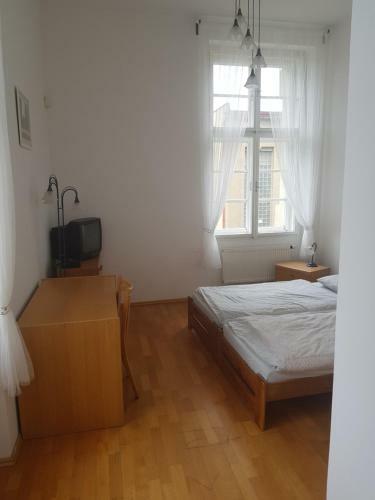 Bed & Breakfast Travellers House Pod?brady