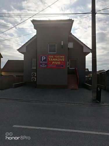 Hostal Restaurace A Penzi�n U Jessyho