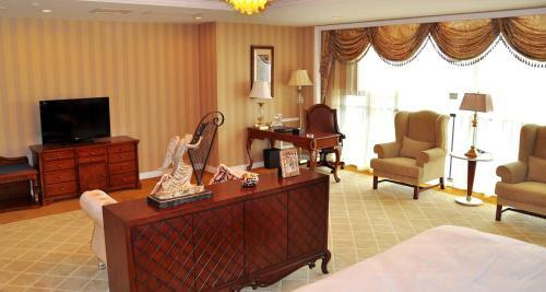 Phoenix Hotel Shaoguan