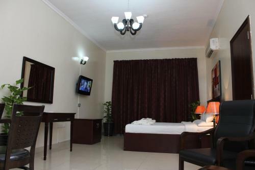 Al Thuriah Hotel Apartment