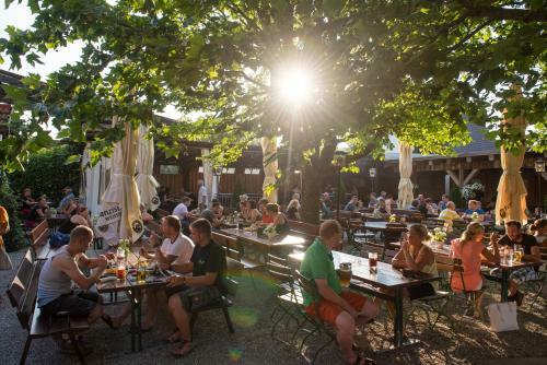 Hostal Landgasthof Zur Sonne