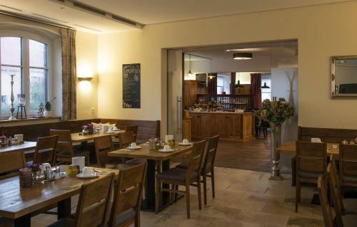 Hostal Landgasthof Zur Sonne