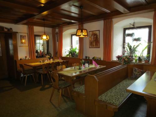 Hostal Gasthof Pension Kirschner