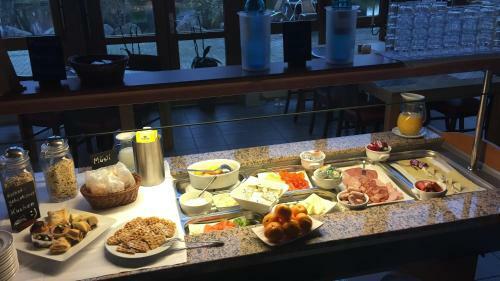 Country Inn Hotel Ph�ben