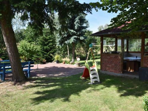Comfortable Apartment In Zweedorf With Barbecue