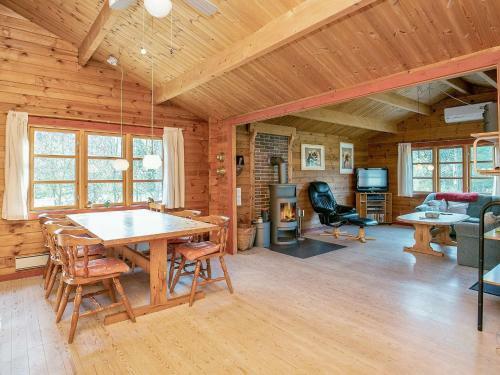 Holiday Home S�by XIII