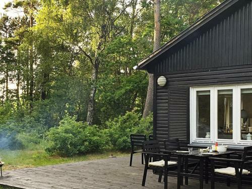 Holiday Home L�s�