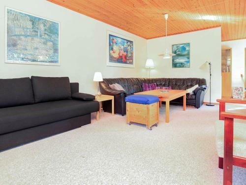 Holiday Home Store Fuglede Viii