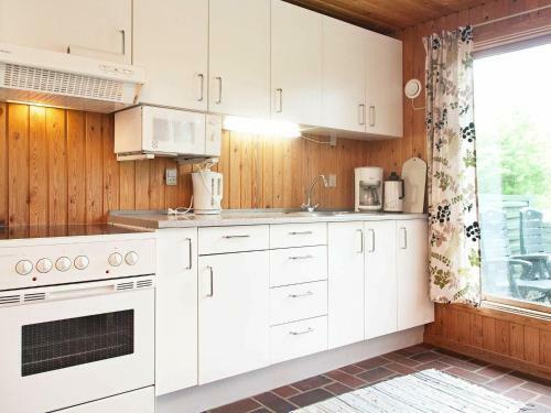 Two-bedroom Holiday Home In Store Fuglede 1