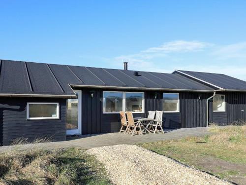 Four-bedroom Holiday Home In Fan� 3