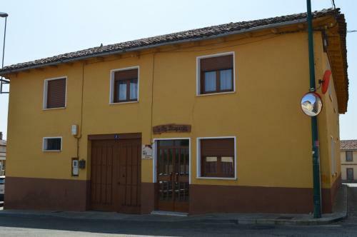 Agroturismo Casa Rural Los Ll�ganos