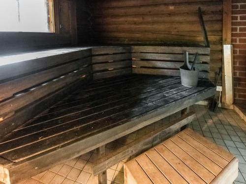Holiday Home Kurjenrahka