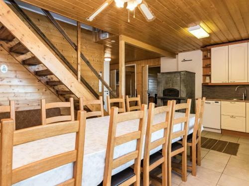Holiday Home Aurinkopaikka