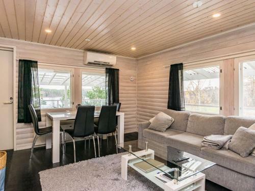 Holiday Home Koskiharju