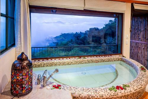 Hotel Yumbo Spa And Resort