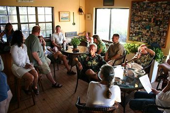 Posada Orange Hill Beach Inn