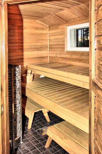 Kultaj�rvi Holiday Home