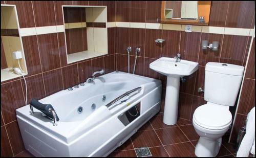 Hotel Leder
