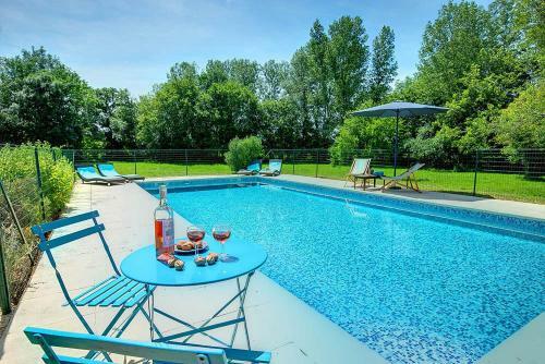 Catus Villa Sleeps 6 Pool Wifi