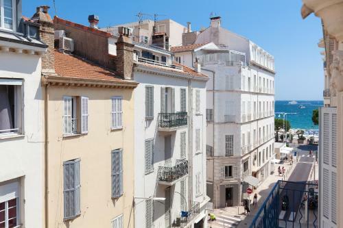 Modern 1 Bedroom Apartment Commandant Andr�