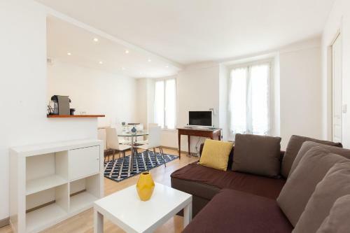 Modern 1 Bedroom Apartment Commandant Andr�