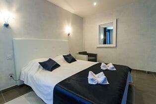 Bed & Breakfast L Hyppos Camp