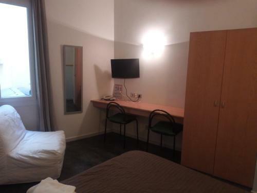 Hotel Le Midi Clermont-cournon