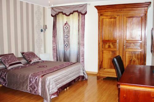 Hotel H�tel La Tour Perrier