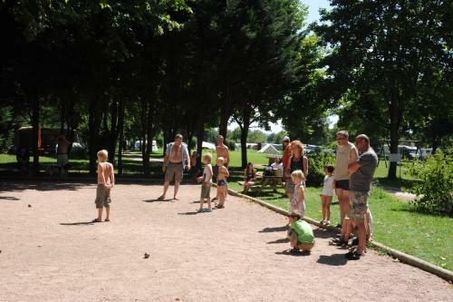 Camping Des 2 Rives- Mobilhomes