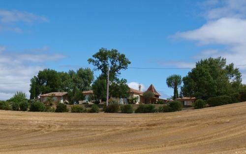Bed & Breakfast Le Pigeonnier de Larrouquet