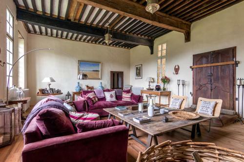 Agroturismo Estang Chateau Sleeps 15 Pool Wifi