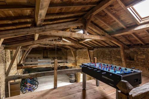 Agroturismo Estang Chateau Sleeps 15 Pool Wifi