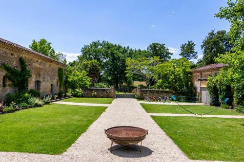 Agroturismo Estang Chateau Sleeps 15 Pool Wifi