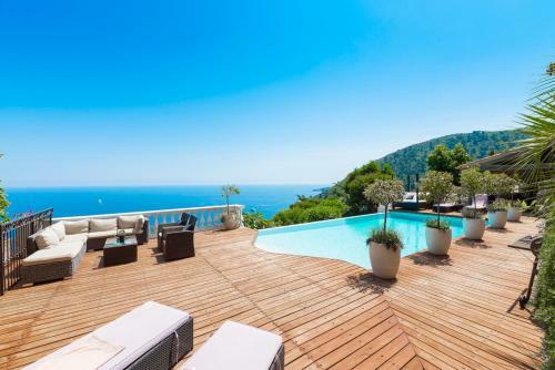 Eze Villa Sleeps 10 Pool Air Con Wifi
