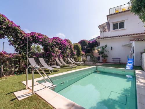 Modern Villa In Eze With Swimming Pool