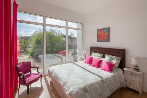 Keraeret Villa Sleeps 6 Wifi