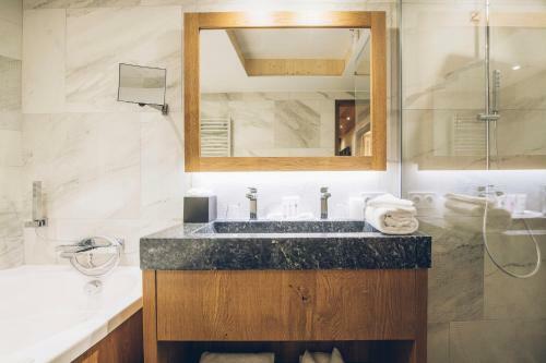 Hotel H�tel Alparena & Spa