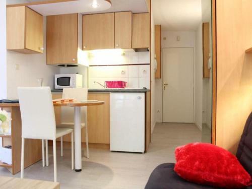 Apartment La Rocheliere 2