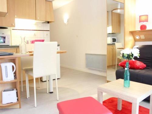 Apartment La Rocheliere 2