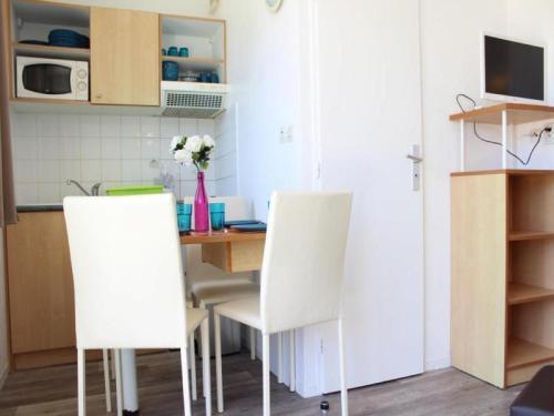 Apartment La Rocheliere 3
