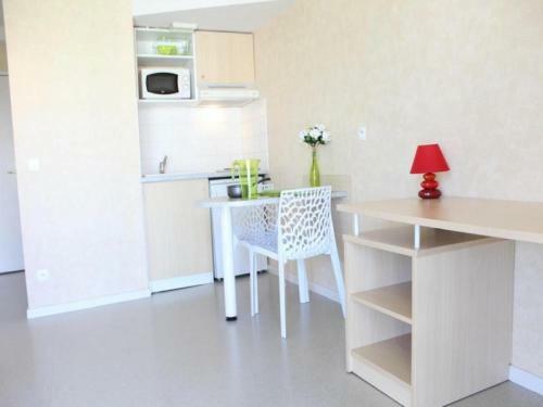 Apartment La Rocheliere 4