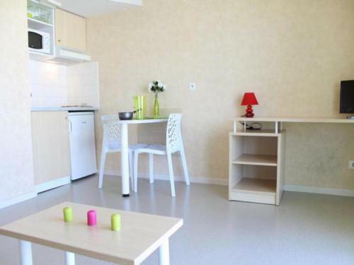 Apartment La Rocheliere 4