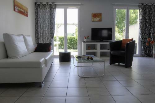 Home Black & White