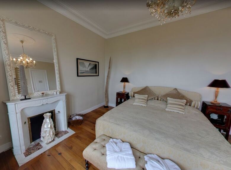 Bed & Breakfast Chateau Valcreuse