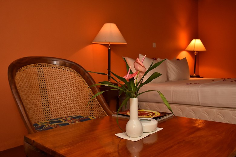Hotel Ratnaloka Tour Inns