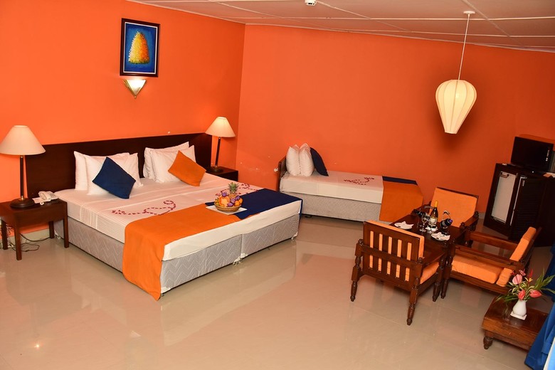 Hotel Ratnaloka Tour Inns