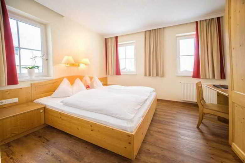 Hotel Jagdhof Und Nebenhaus