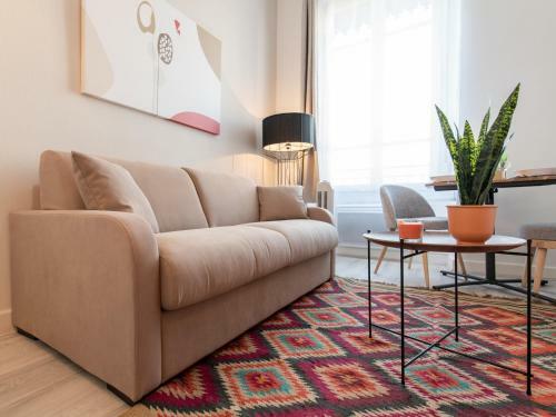 Mac� Studio Apartment